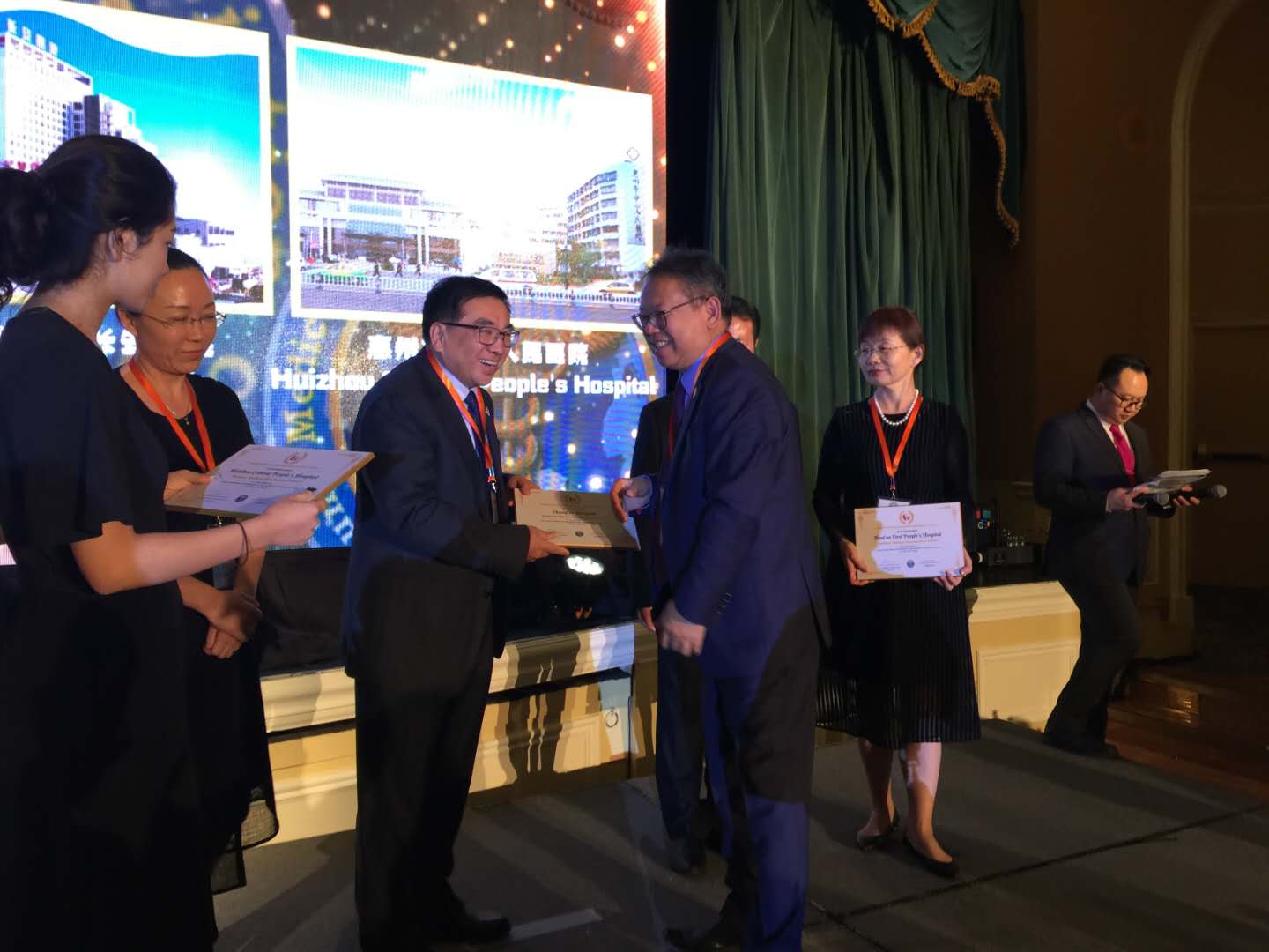 微信图片_20180820140544.jpg 微信图片_20180820140544.jpg