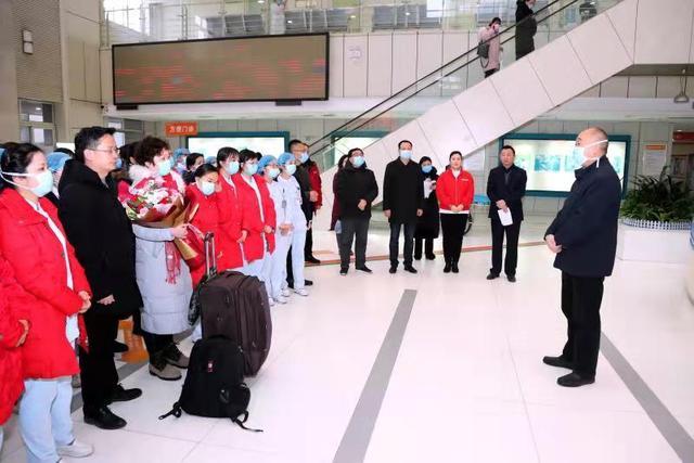 不辱使命,不负韶华—长安医院刘毓英护士长奔赴湖北疫区支援一线